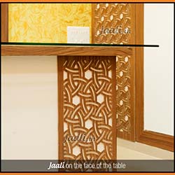 Jaali on the face of the table copy